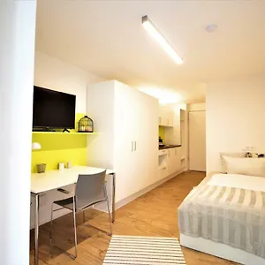 Studio - Balcony, Netflix, Hospital Proximity Apartment Würzburg